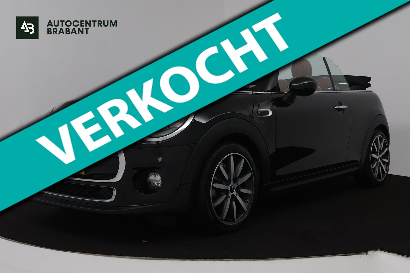 MINI Cabrio - Mini 1.5 Cooper Pepper Business (STOELVERWARMING, NAVIGATIE, CRUISE CONTROL, PARKEERSENSOR - AutoWereld.nl