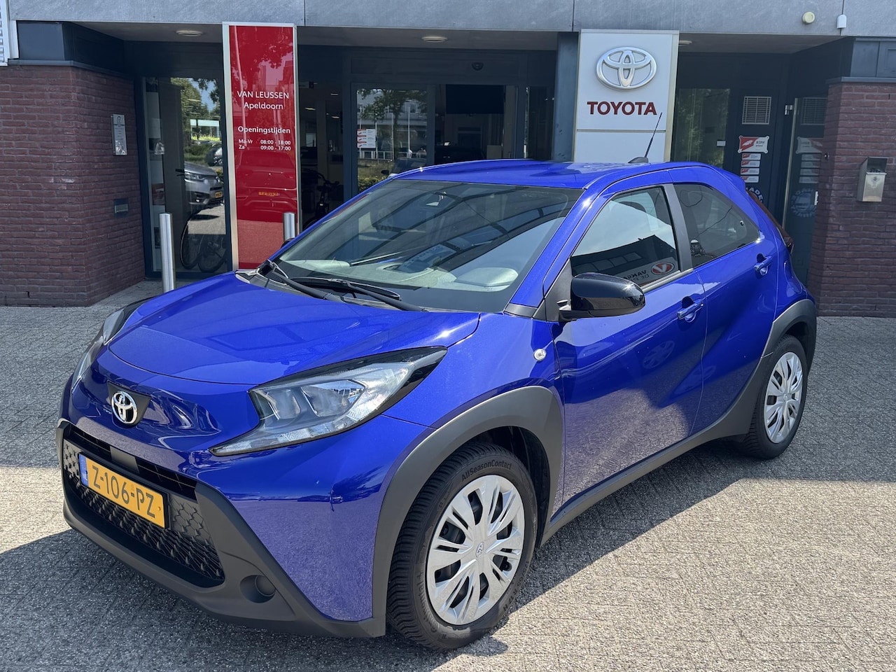 Toyota Aygo X - PLAY NL-AUTO 4S-BANDEN AIRCO APPLE/ANDROID CAMERA AD-CRUISE - AutoWereld.nl