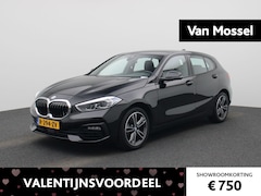 BMW 1-serie - 118i Introduction Edition SPORT AUTOMAAT | HALF-LEDER | NAVIGATIE | PARKEERSENSOREN