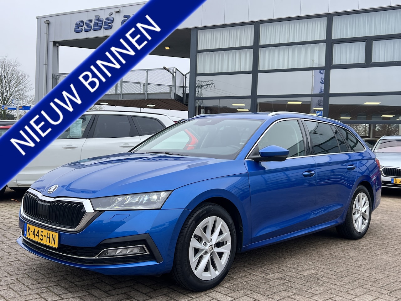 Skoda Octavia Combi - 1.5 TSI 150 pk First Edition Trekhaak Navi Led Matrix Stoelverwarming Adaptieve Cruise ACC - AutoWereld.nl