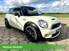 MINI Cooper S - 1.6 XENON AIRCO LEDER NIEUW MODEL NIEUWE APK