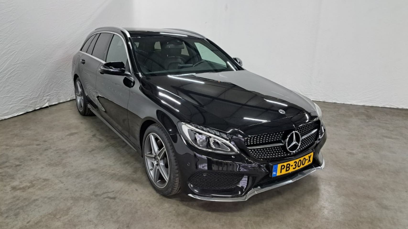 Mercedes-Benz C-klasse - 180 Avantgarde Automaat  AMG Styling - AutoWereld.nl