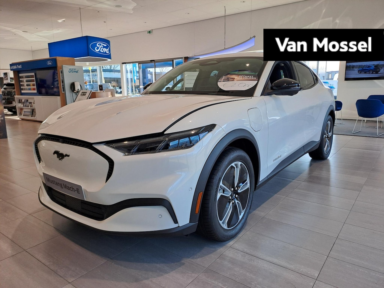 Ford Mustang Mach-E - Standard RWD 75 kWh | TIJDELIJK €2.000,- FORD VOORDEEL | METAALLAK | UIT VOORRAAD LEVERBAA - AutoWereld.nl