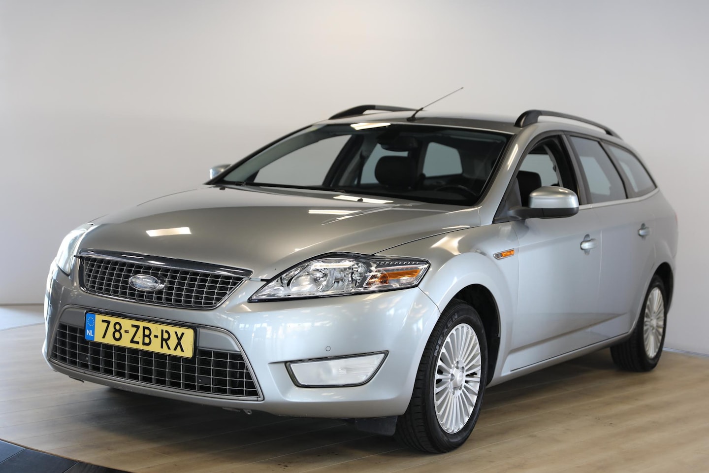 Ford Mondeo Wagon - 1.6-16V Titanium | Cruise | Navi | Nieuwe APK - AutoWereld.nl