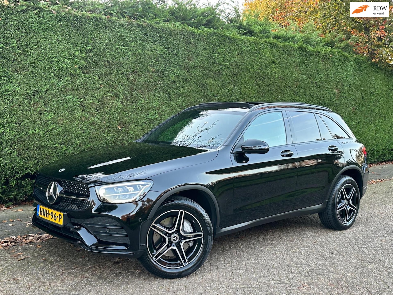Mercedes-Benz GLC-klasse - 300e 4MATIC AMG/GARANTIE/PANO/LED!! - AutoWereld.nl