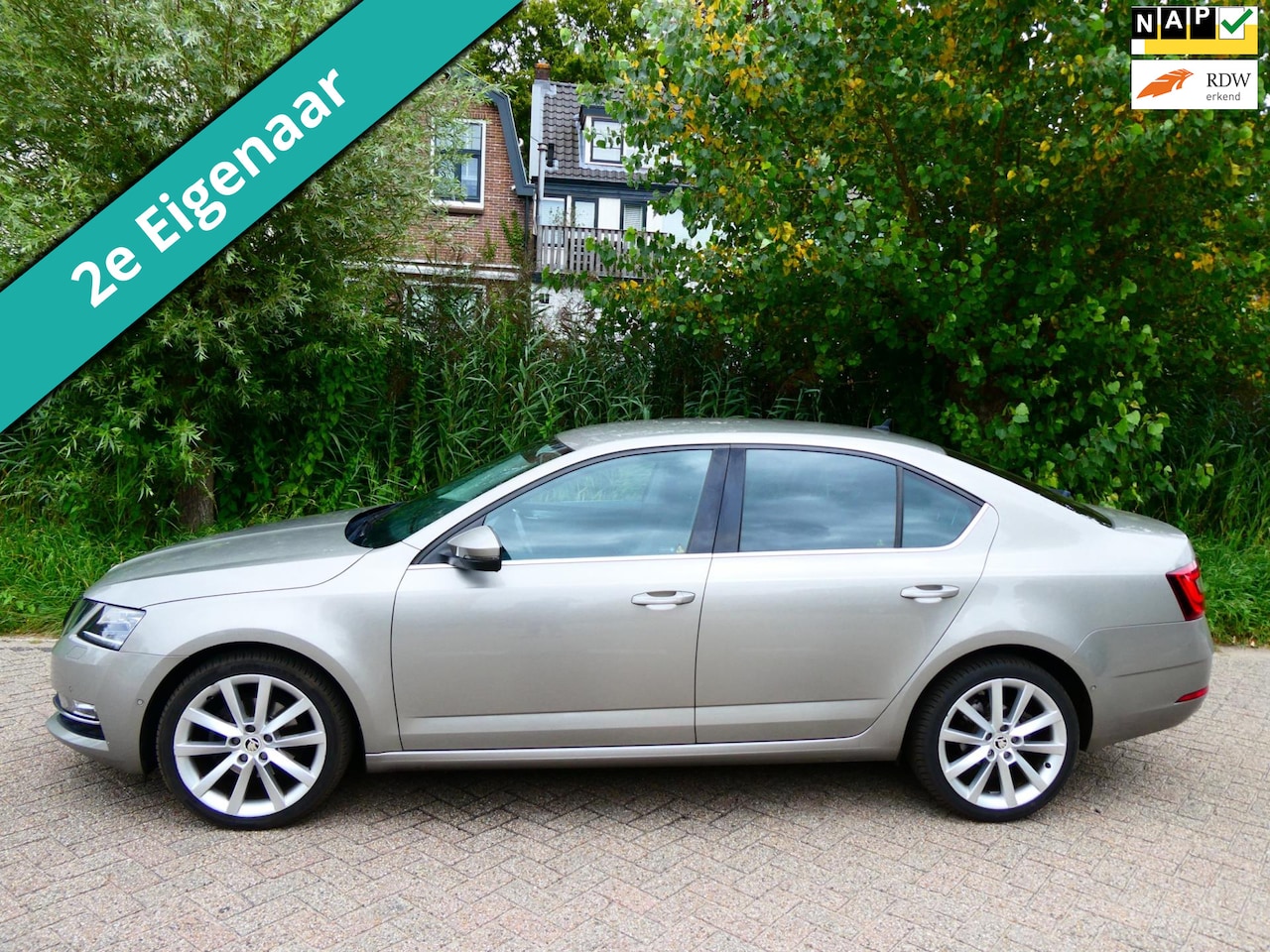Skoda Octavia - 1.0 TSI 116pk Style Automaat 2e eig. Navi PDC Xenon Historie - AutoWereld.nl