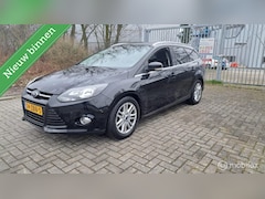 Ford Focus Wagon - 1.0 EcoBoost Lease Titanium