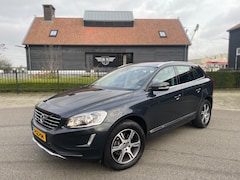 Volvo XC60 - 2.0 T5 FWD 245PK SUMMUM LEER NAVI TREKHAAK 127000KM NAP