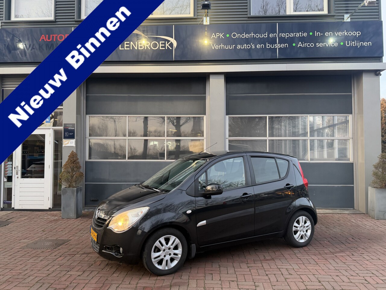Opel Agila - 1.2 Edition 14inch,Trekhaak.Airco,Cv Goede onderhouden bij ons zelf !! - AutoWereld.nl
