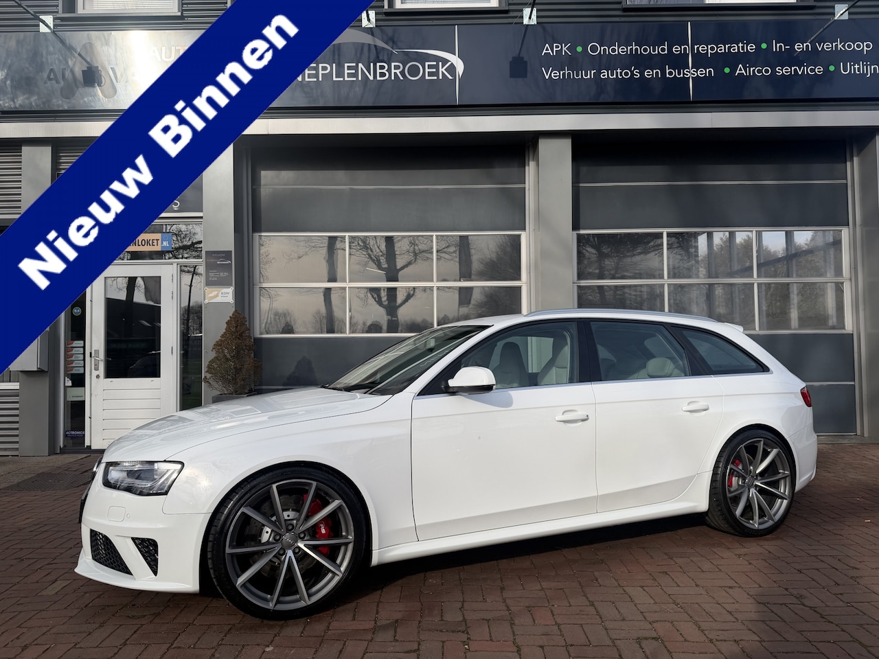 Audi A4 Avant - 4.2 FSI RS 4 quattro Leder DAB+ 2012 compleet gereviseerd motorblok met factuur - AutoWereld.nl