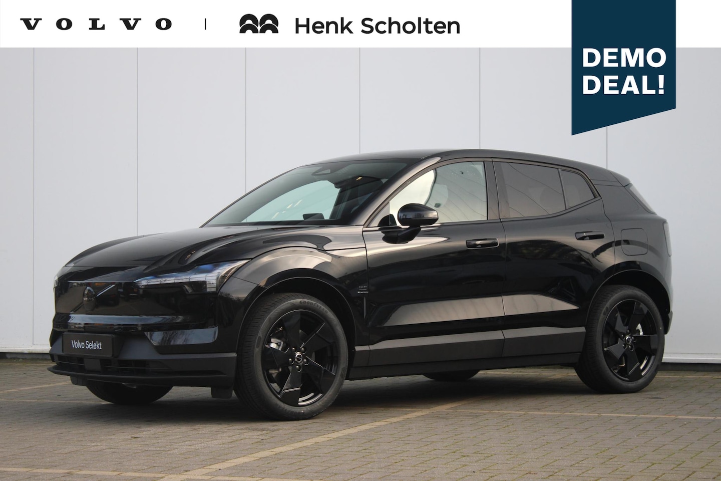 Volvo EX30 - Single Motor Extended Range Plus 69 kWh Black Edition Europa | Adaptieve Cruise Control me - AutoWereld.nl