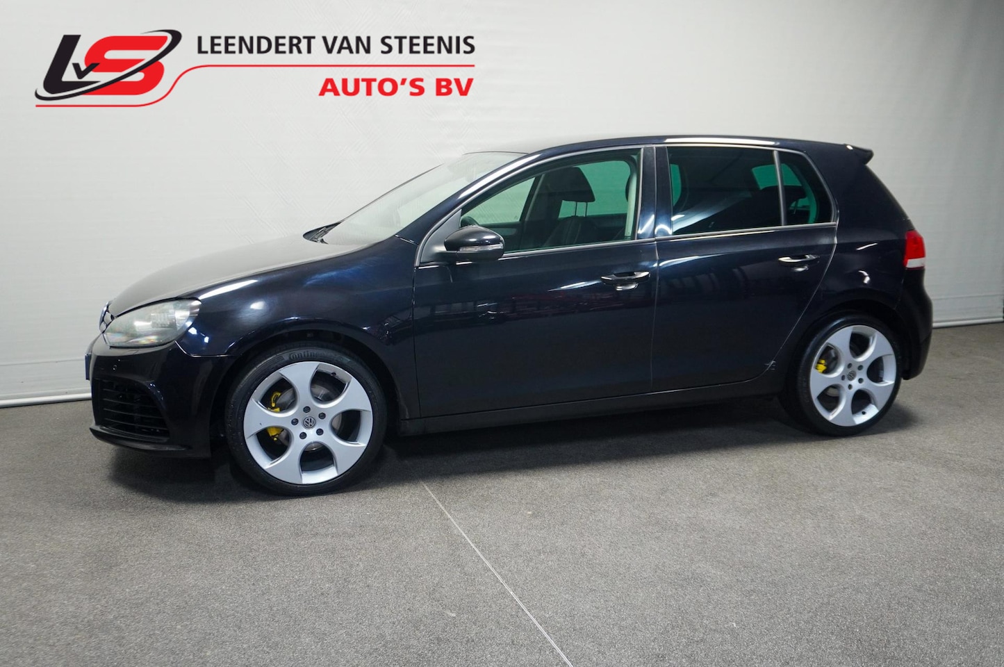 Volkswagen Golf - 1.2 TSI R-line uitgevoerd - AutoWereld.nl