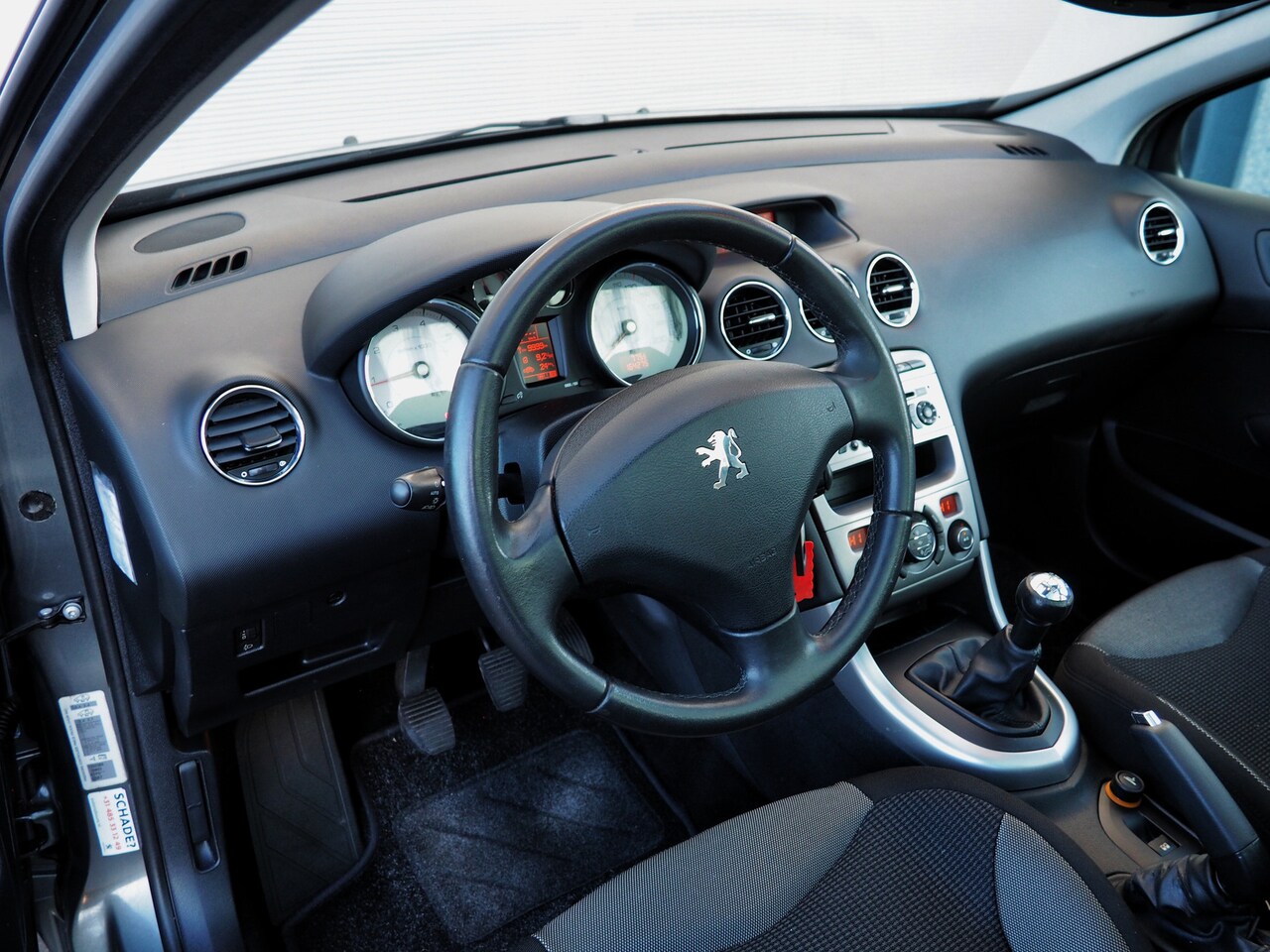 Peugeot 308 - XT 1.6 VTi CLIMA CRUISE PANO PARKEER S.