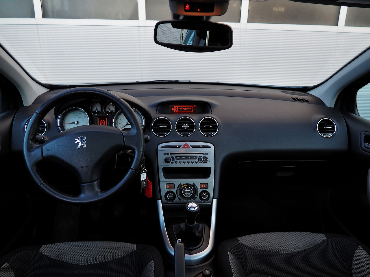 Peugeot 308 - XT 1.6 VTi CLIMA CRUISE PANO PARKEER S.