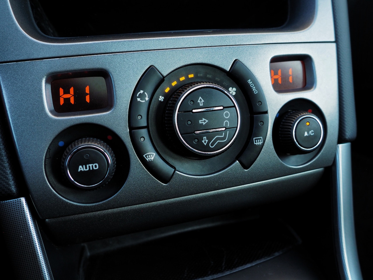 Peugeot 308 - XT 1.6 VTi CLIMA CRUISE PANO PARKEER S.