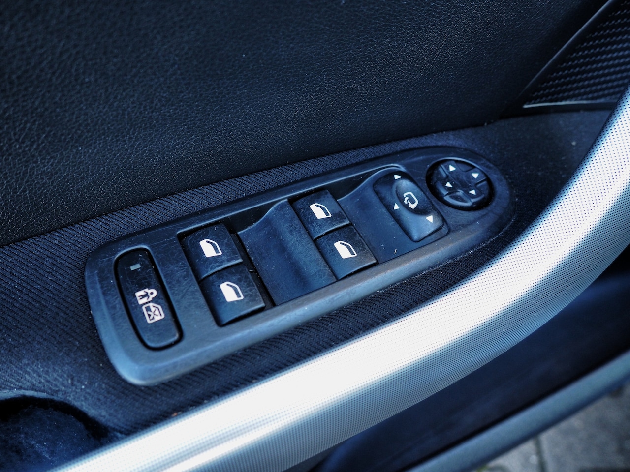 Peugeot 308 - XT 1.6 VTi CLIMA CRUISE PANO PARKEER S.