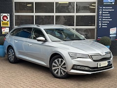 Skoda Superb Combi - 1.4 TSI iV Business Edition Plus GRATIS Afleverpakket | Uitklapbare Trekhaak | Elektrische