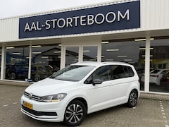 Volkswagen Touran - 1.5 TSI Comfortline Business 7p | Automaat | Adapt. Cruise | Apple/Android | PDC v+a | Sto