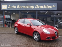 Alfa Romeo Giulietta - 2.0 JTDm 170pk Distin 11.26 Apk Clima Cruise 18Velgen Pdc