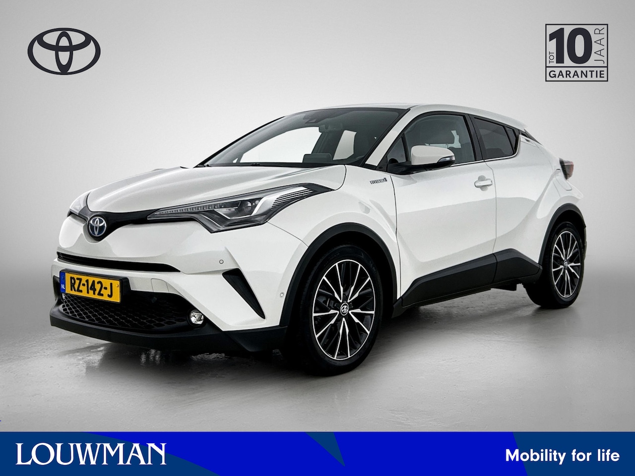 Toyota C-HR - 1.8 Hybrid Executive | Stoelverwarming | LM Velgen | Cruise Control | - AutoWereld.nl