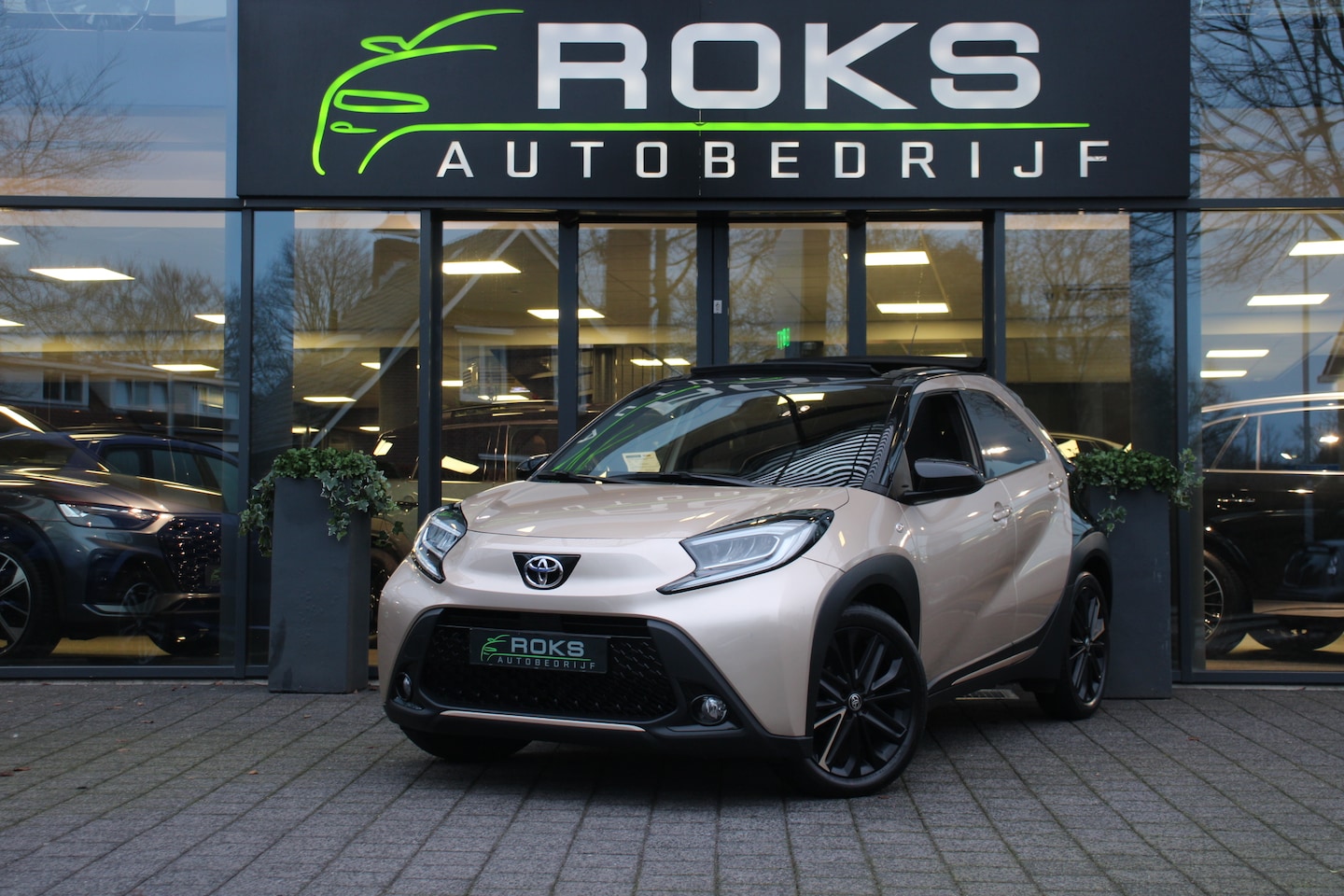Toyota Aygo X - 1.0 VVT-i MT Premium Cabrio Top - AutoWereld.nl
