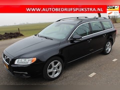 Volvo V70 - 1.6 T4 AUTOMAAT // LEER / NAVI / LMV //