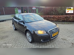 Audi A3 Sportback - 1.6 FSI LEDER PDC NWE VERSNELLINGSBAK+KOPPELING