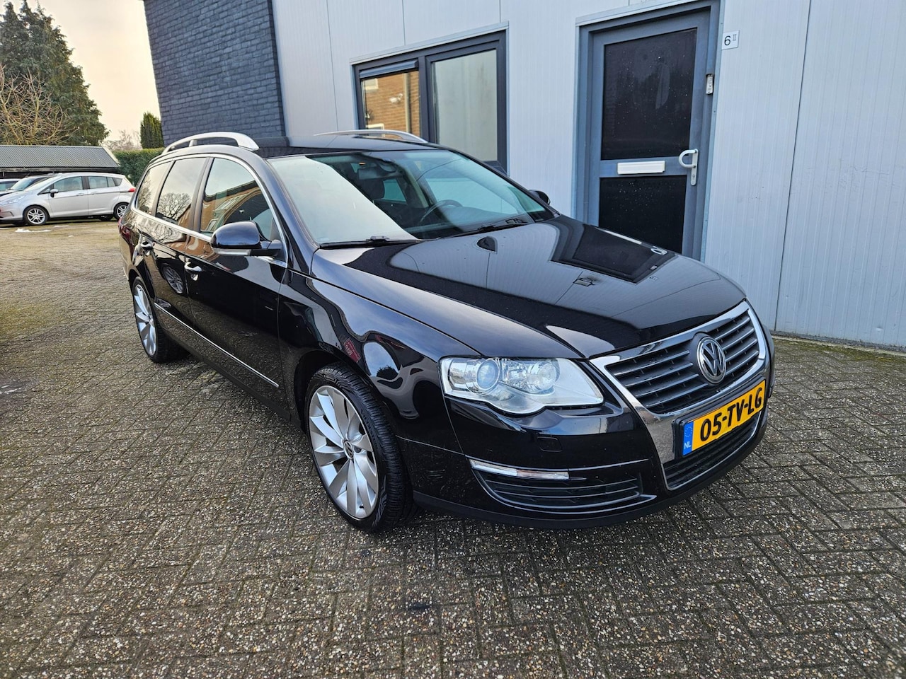Volkswagen Passat Variant - 2.0 TFSI Highline Automaat 200PK - AutoWereld.nl