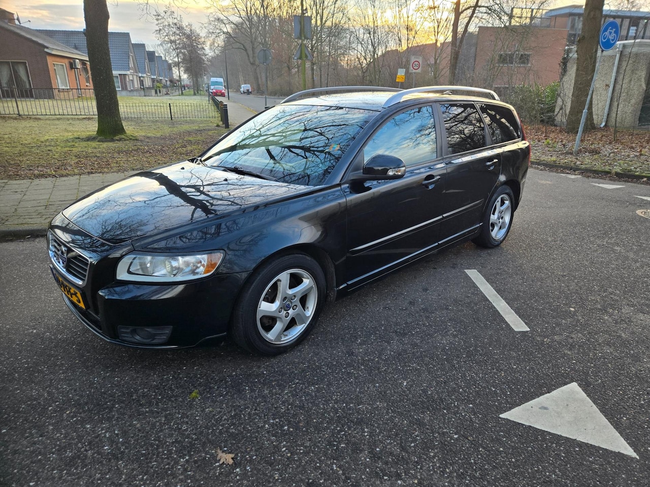 Volvo V50 - 1.6 D2 Sport 1.6 D2 Sport - AutoWereld.nl