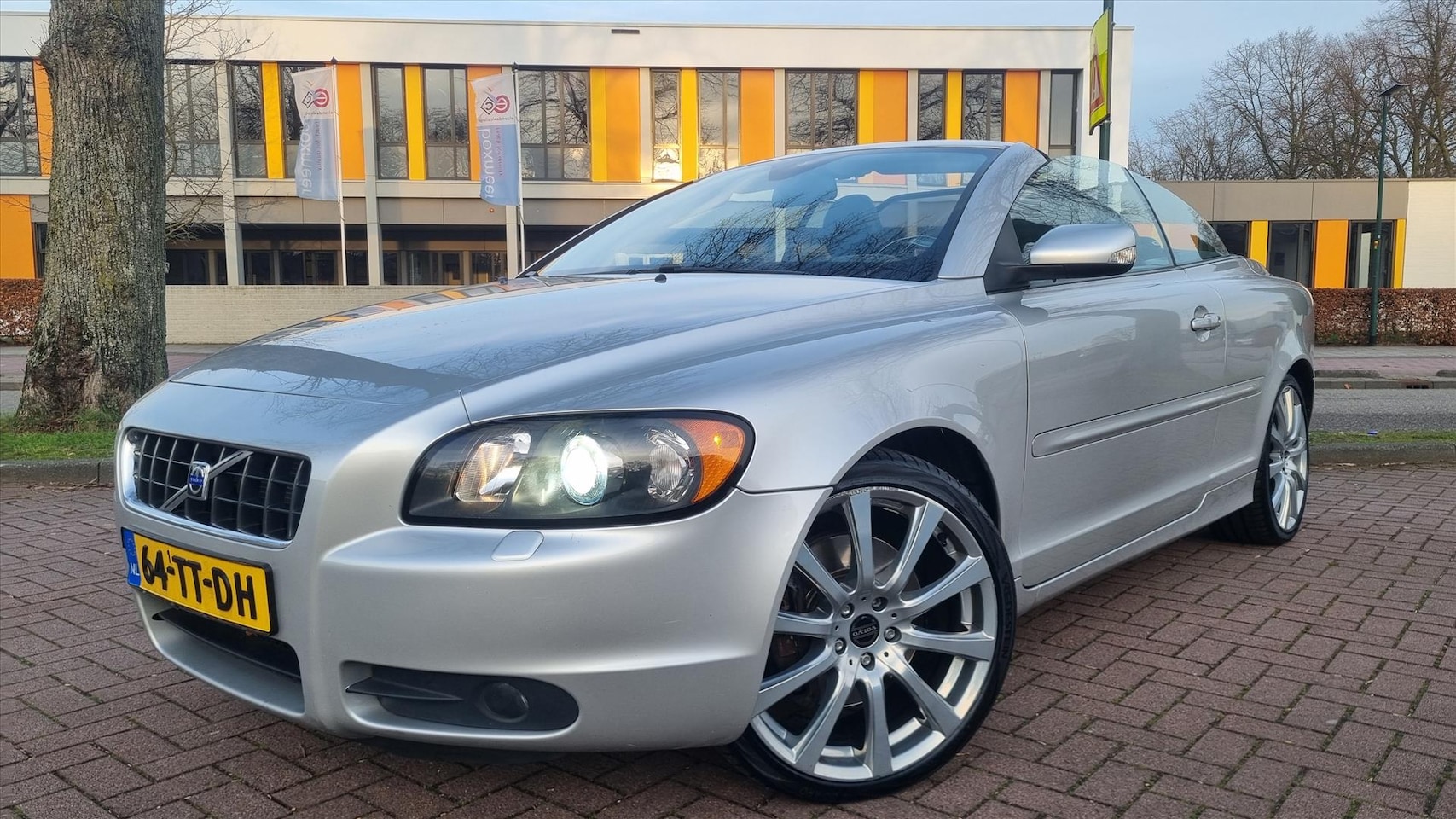 Volvo C70 - 2.4 Automaat Momentum NL-auto/ Leer - AutoWereld.nl