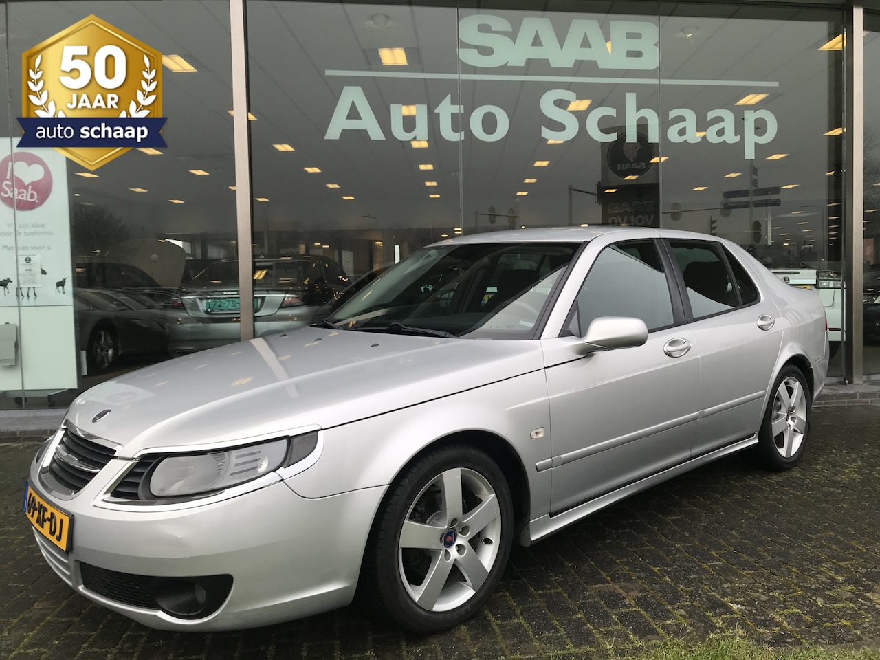 Saab 9-5 - 2.0t Business Sedan Automaat | Rijklaar incl garantie | Parkeersensoren 17 inch Stoelverwa - AutoWereld.nl