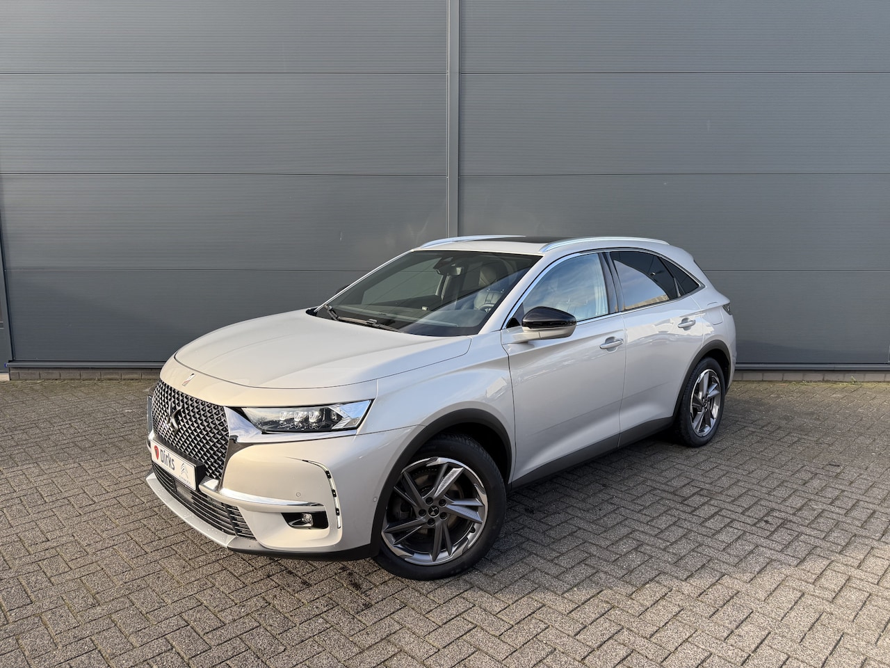 DS 7 Crossback - 300pk 4x4 Opera (Elektrisch Schuifdak - Trekhaak - Elektrische Klep - Leder incl verwarmin - AutoWereld.nl