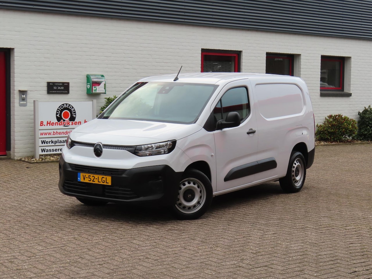 Citroën Berlingo - Van GB 1.5 BlueHDi 100pk L2/ Airco/ Bluetooth/ Parkeersensoren/ DAB/ Cruise control - AutoWereld.nl