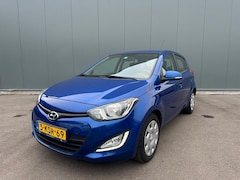 Hyundai i20 - 1.2i i-Motion AIRCO | BOEKJE | NAP