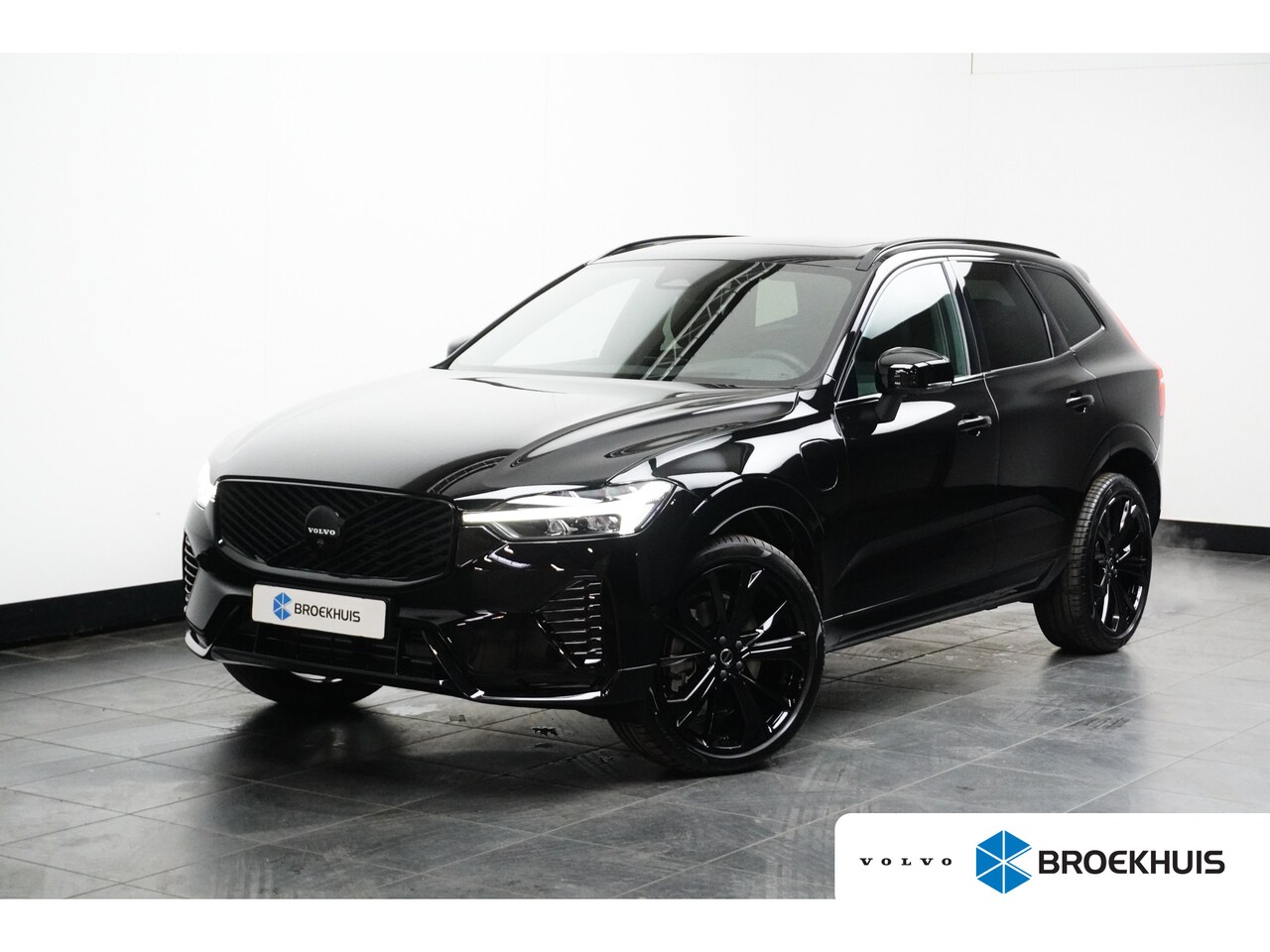 Volvo XC60 - Plus Black Edition | Panoramadak | Head-up display | Harman Kardon | 360 Camera | Sportsto - AutoWereld.nl