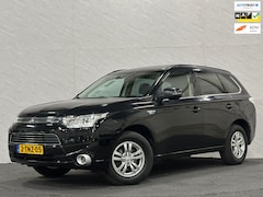 Mitsubishi Outlander - 2.0 PHEV Instyle Panoramadak Rockford
