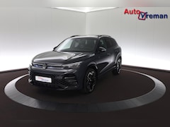Volkswagen Tiguan - 1.5 TSI R-Line -Black Style / Pano / Trekhaak