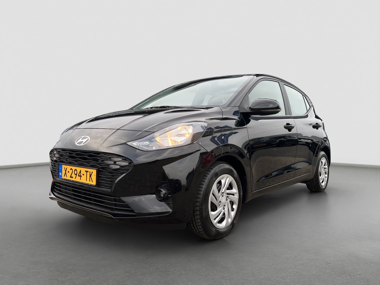 Hyundai i10 - 1.0 66pk Comfort Smart | LED | Airco | Carplay | Camera | Navigatie | Bluetooth | Cruiseco - AutoWereld.nl