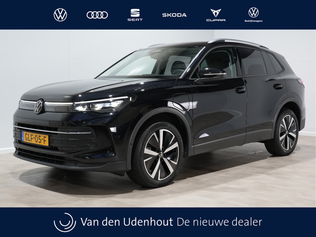 Volkswagen Tiguan - 1.5 eHybrid 204pk Life Edition Navigatie Camera 19" velgen privacy glas - AutoWereld.nl