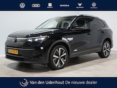 Volkswagen Tiguan - 1.5 eHybrid 204pk Life Edition Navigatie Camera 19" velgen privacy glas 29