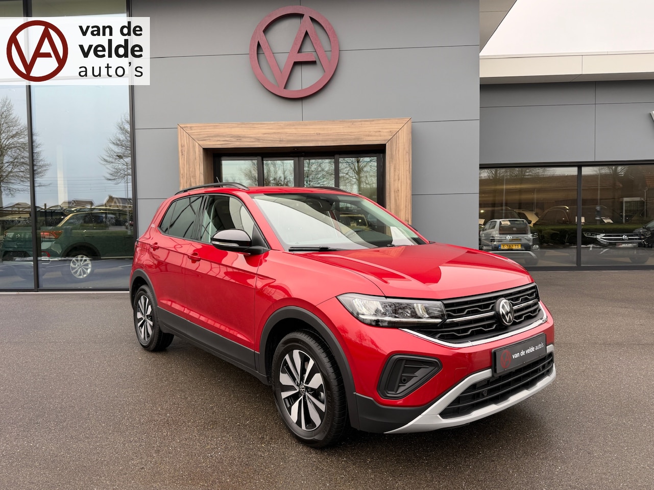 Volkswagen T-Cross - 1.0 TSI 115pk DSG Goal | Trekhaak | Camera | 4-season | Navigatie | Rijklaar incl. garanti - AutoWereld.nl