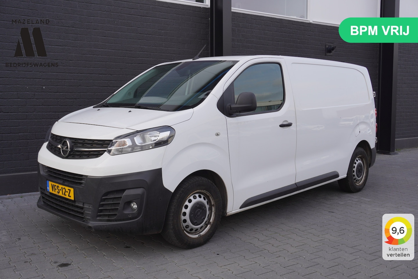 Opel Vivaro - 2.0 CDTI 122PK L2 EURO 6 - Airco - Navi - Cruise - €12.900,- Excl. - AutoWereld.nl