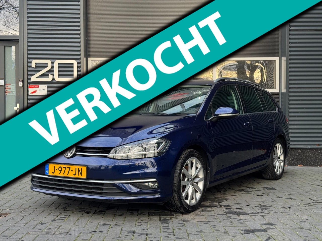Volkswagen Golf Variant - 7.5 1.4 TSI Highline R-line DSG | MASSAGE | VIRTUAL DASH | STOELVERW | CRUISE | CAMERA | N - AutoWereld.nl