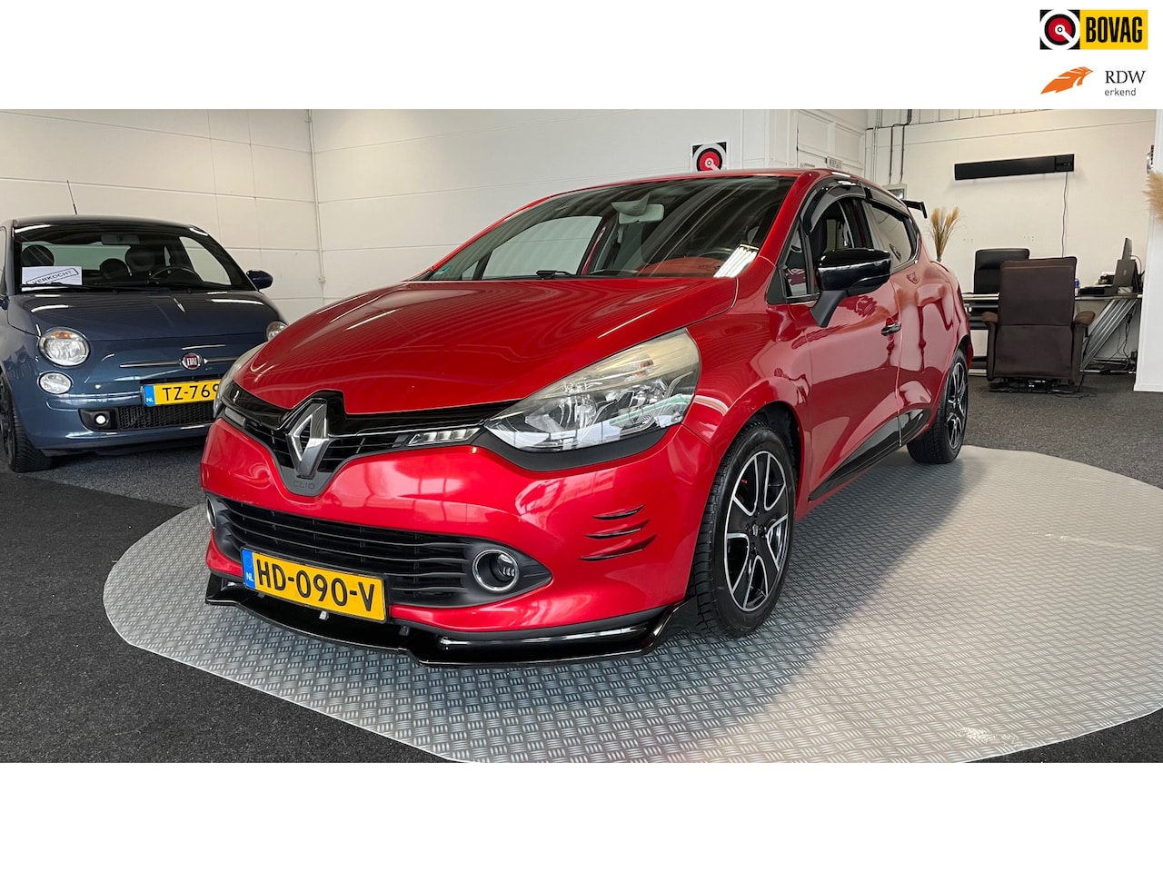 Renault Clio - 0.9 TCe Authentique 0.9 TCe Authentique, Cruise control, Airco, Carplay - AutoWereld.nl