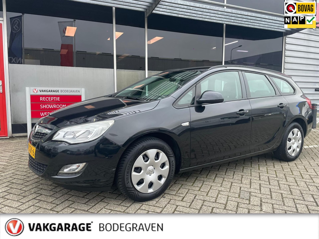 Opel Astra Sports Tourer - 1.4 Turbo Edition / navigatie / cruise control - AutoWereld.nl