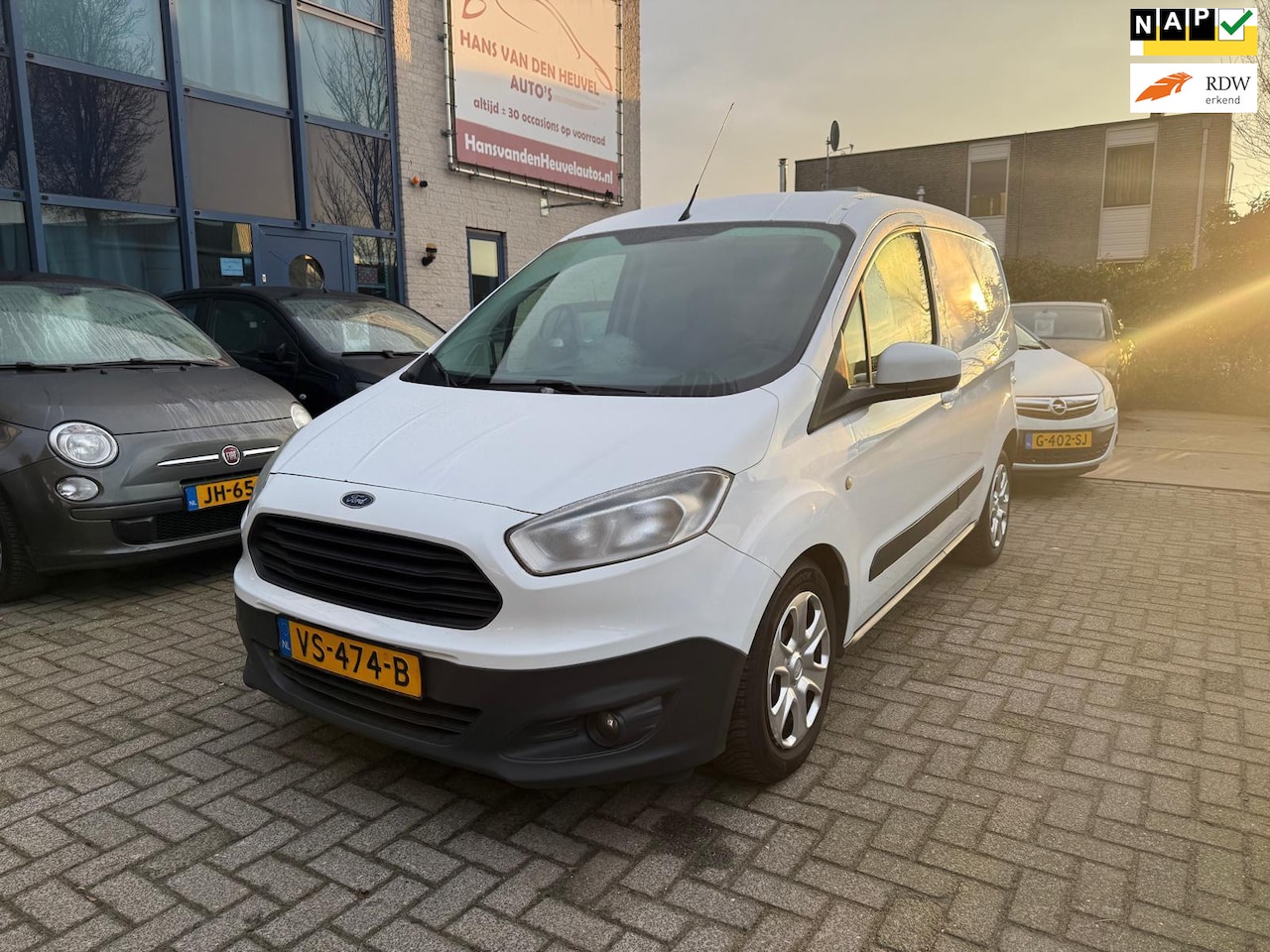 Ford Transit Courier - 1.5 TDCI Trend Airco, APK 02/27, MARGE - AutoWereld.nl