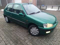 Peugeot 106 - 1.1 Roland Garros 2