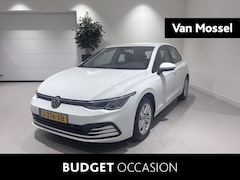 Volkswagen Golf - 1.0 TSI Life 110 PK | Apple Carplay | Parkeersensoren | Sfeerverlichting | Climate Control