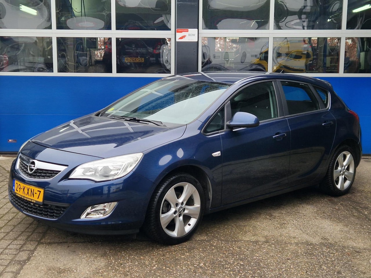 Opel Astra - 1.6 Edition / Trekhaak / Cruise control / Navigatie / Airco / Lichtmetalen velgen / Origin - AutoWereld.nl