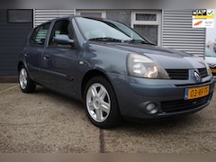 Renault Clio - 1.4-16V Authentique Comfort 5-deurs, 54dkm, zeer nette auto, nap, boekjes, 2x sleutel, air